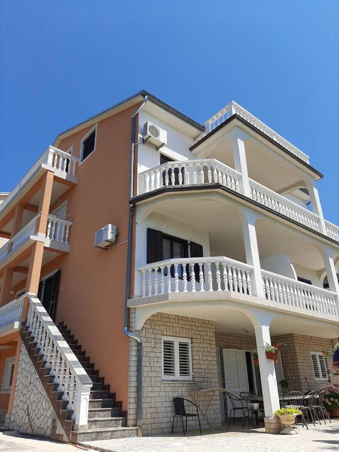 Apartments Grozdana Crikvenica Eksteriør billede